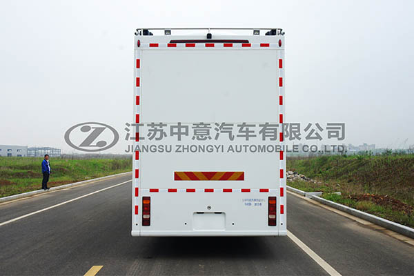 中意SZY5250XTXS通信指挥车