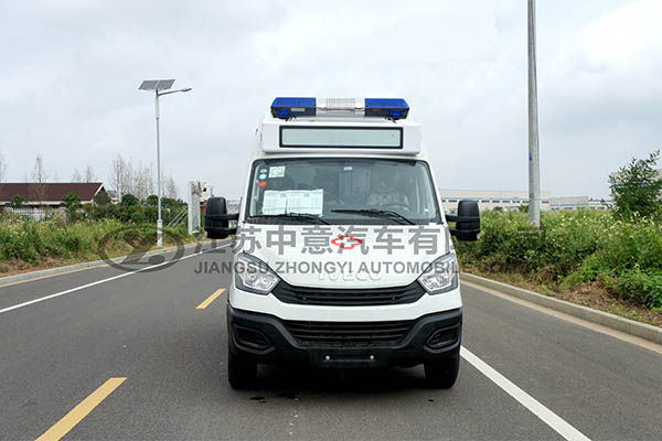 中意SZY5040XJHN依维柯救护车